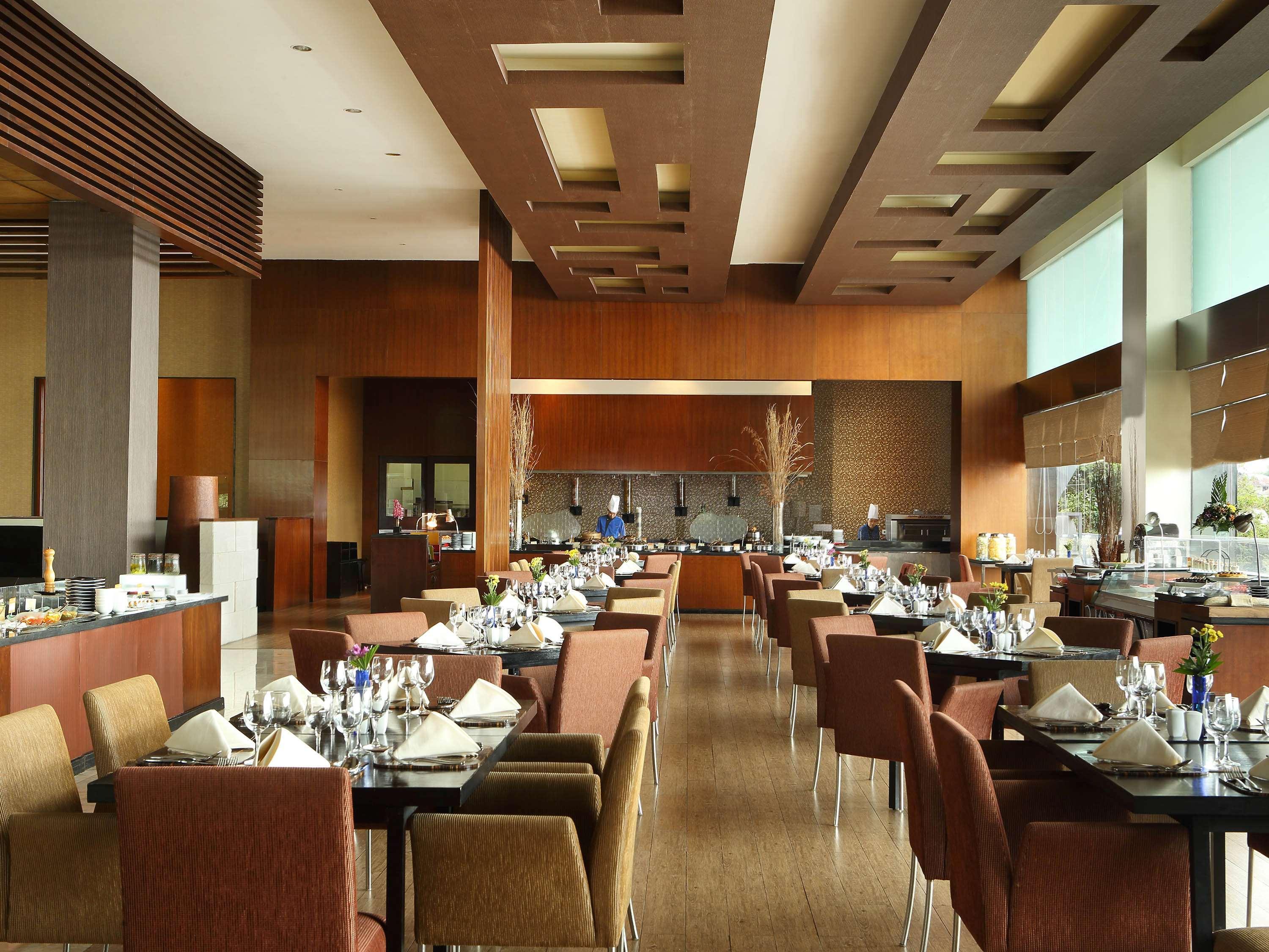 Novotel Balikpapan Exterior photo