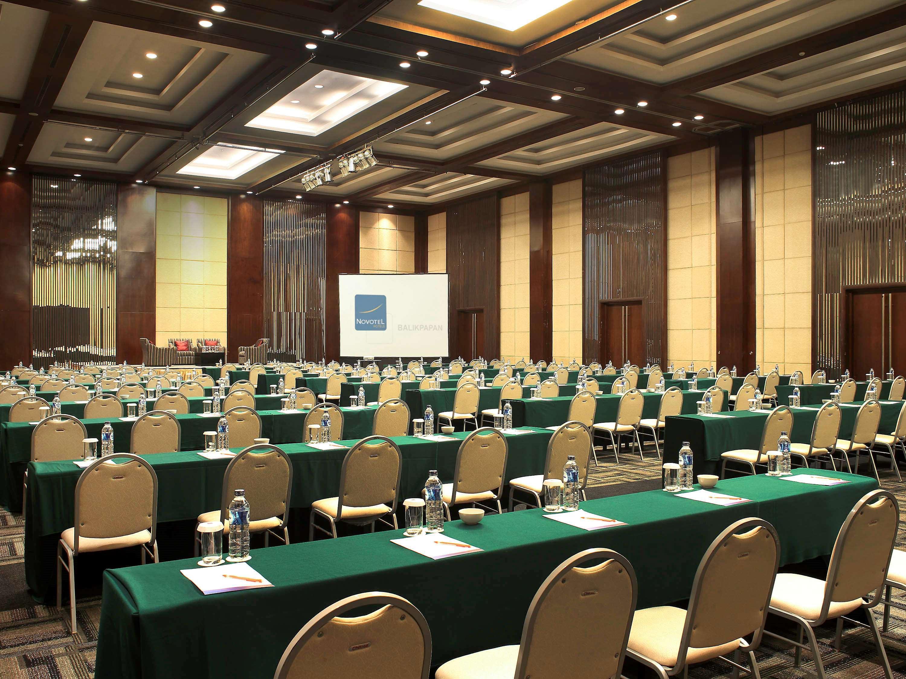 Novotel Balikpapan Exterior photo