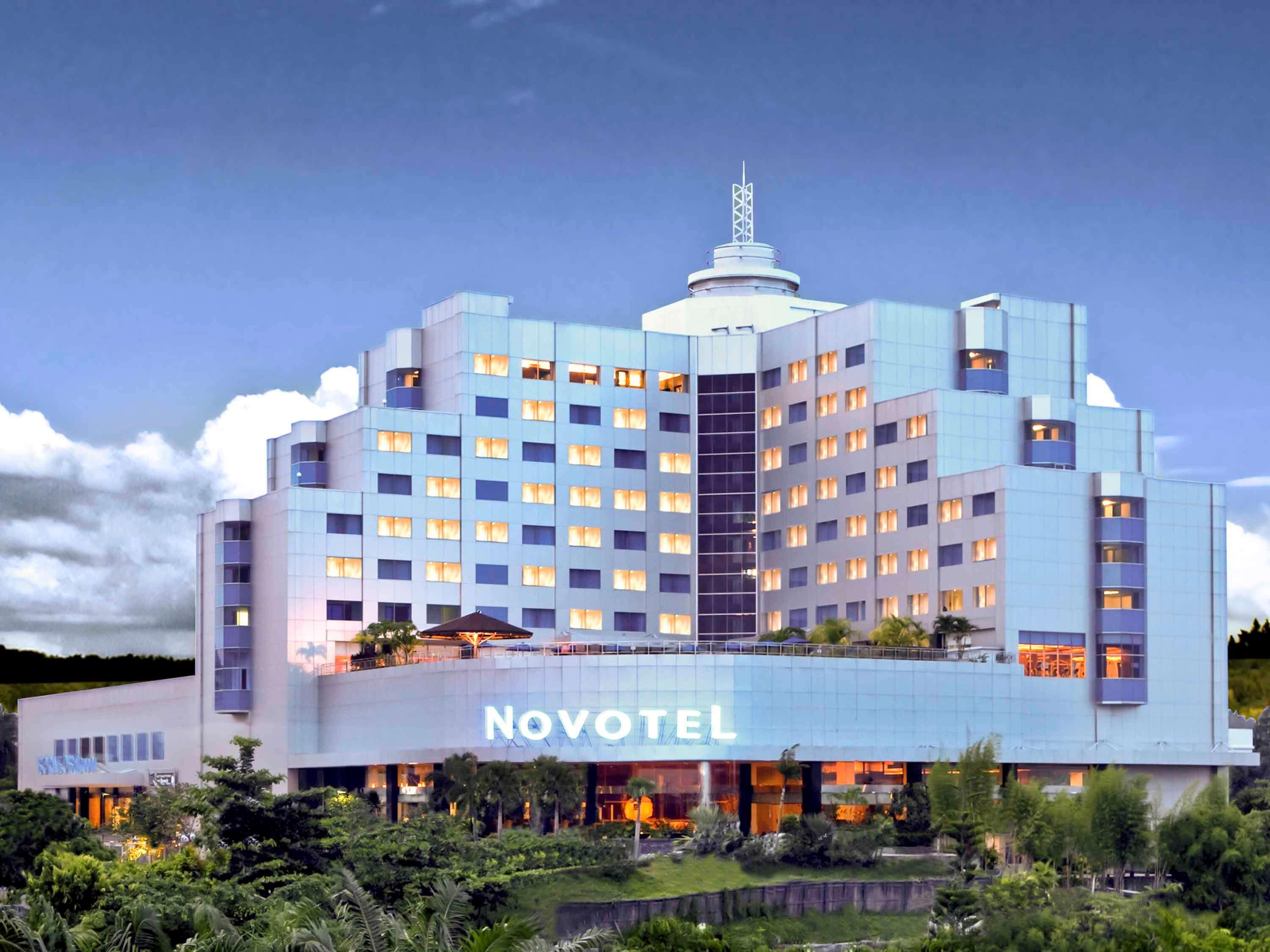 Novotel Balikpapan Exterior photo