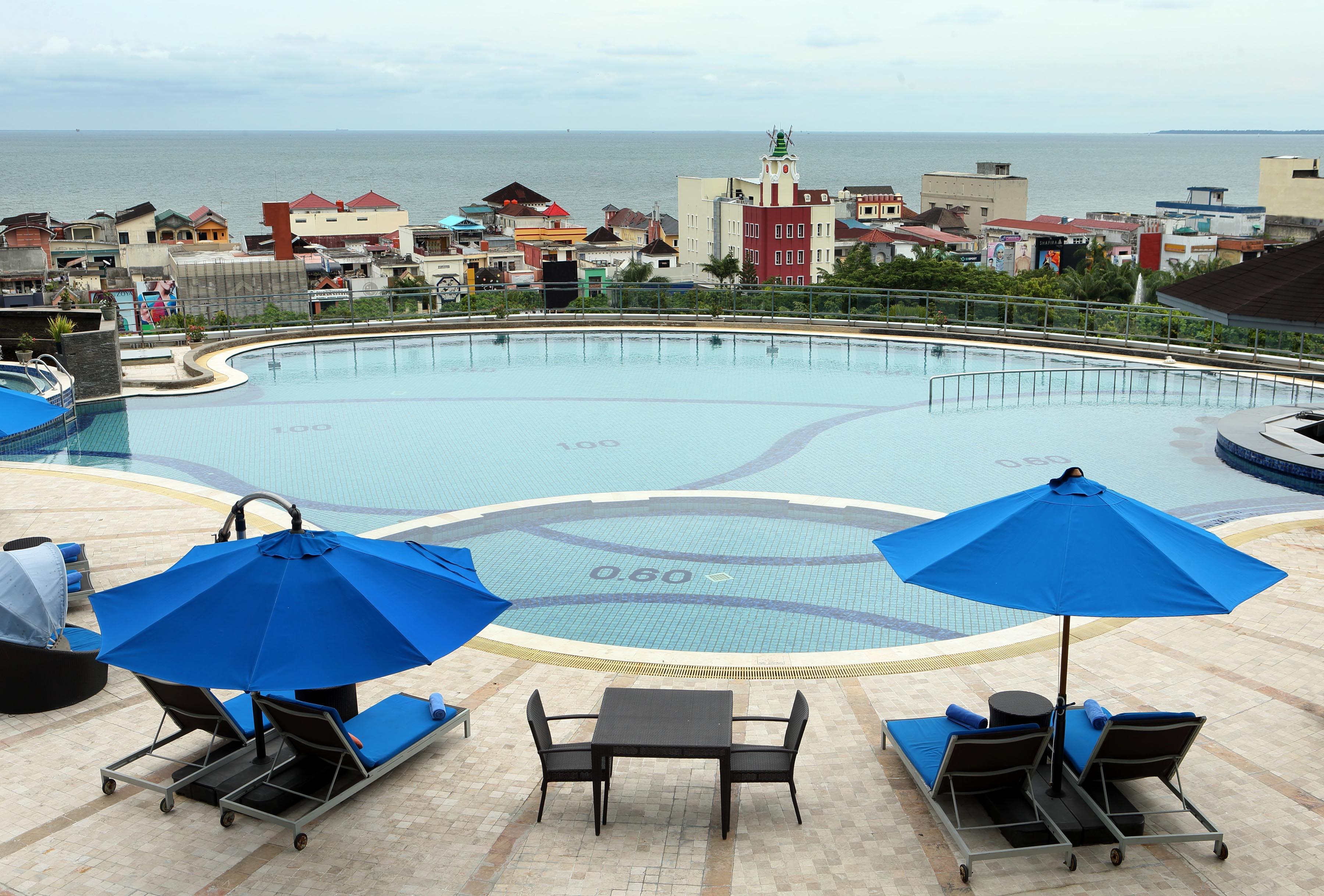 Novotel Balikpapan Exterior photo